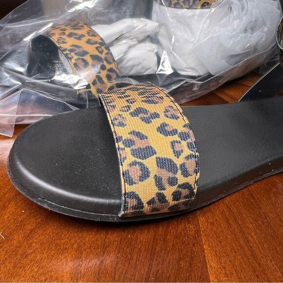 MIA Lydya Sandals Women’s Leopard Animal Print Summer Flat Gladiator size 9 - Picture 2 of 5